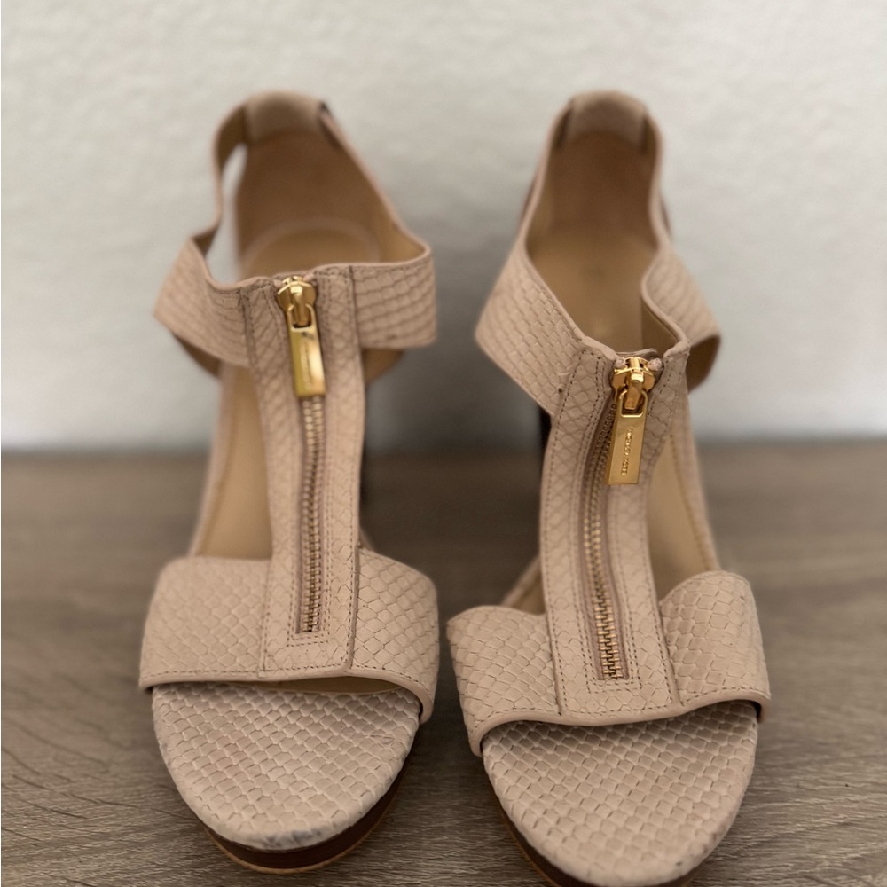 Michael Kors Tan Sandals with Gold Accents